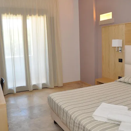 Basiliani - Cdshotels 4* 오트란토