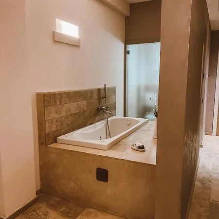 Hotel Basiliani - Cdshotels 4*