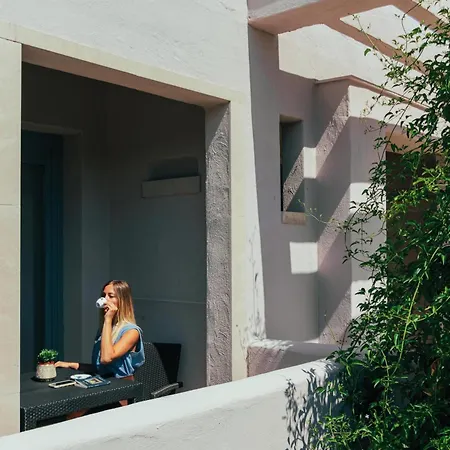 Basiliani - Cdshotels 4* 오트란토