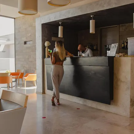 Basiliani - Cdshotels 호텔 오트란토