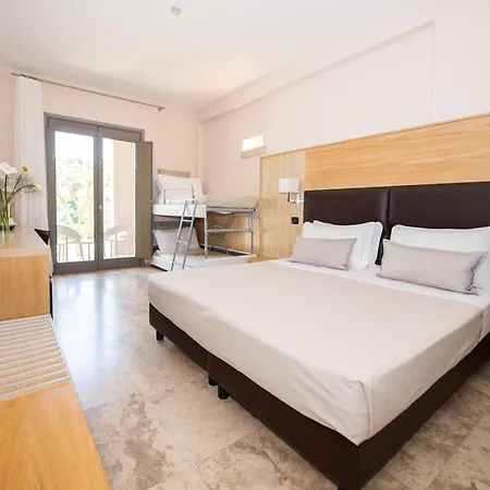 Basiliani - Cdshotels 호텔 오트란토