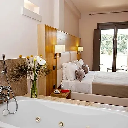 מלון Basiliani - Cdshotels 4*