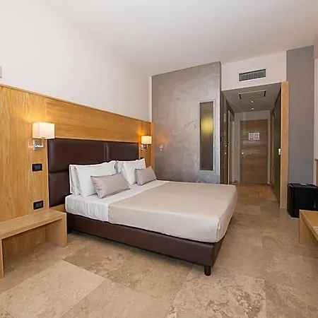 Basiliani - Cdshotels 4* אוטרנטו